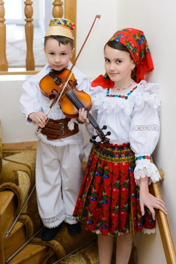 Pensiunea Maria Sighetu Marmaţiei Buitenkant foto